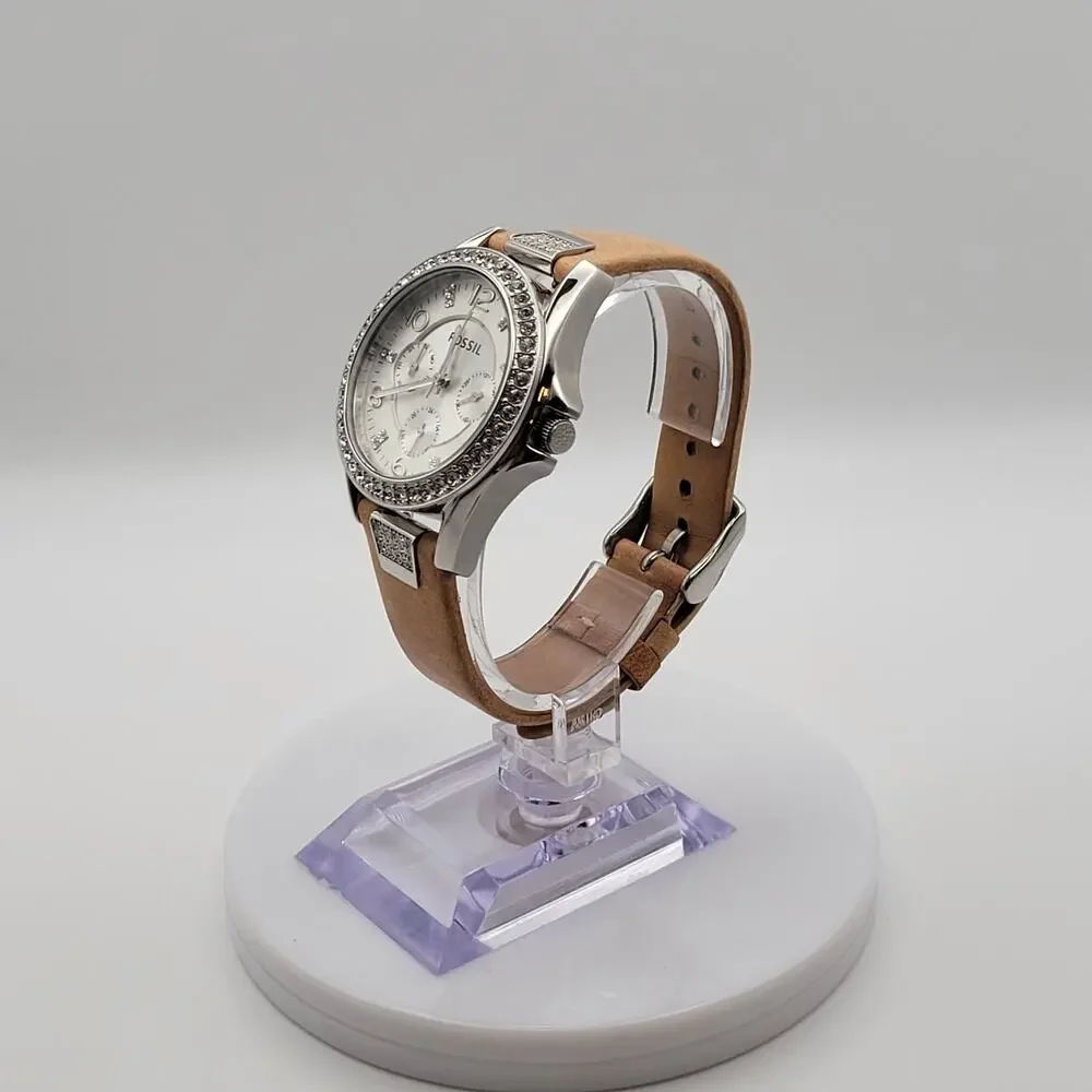 Fossil ES-3889 Womens Watch Crystal Bezel Silver Dial Tan Leather Strap New Batt